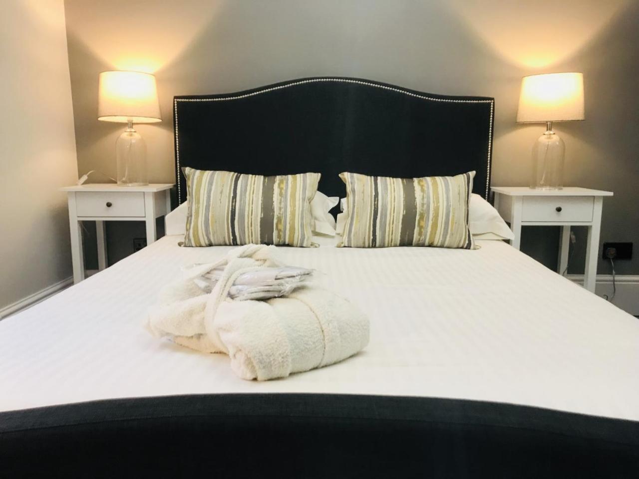 Cambridge Villa Warwick  Luaran gambar