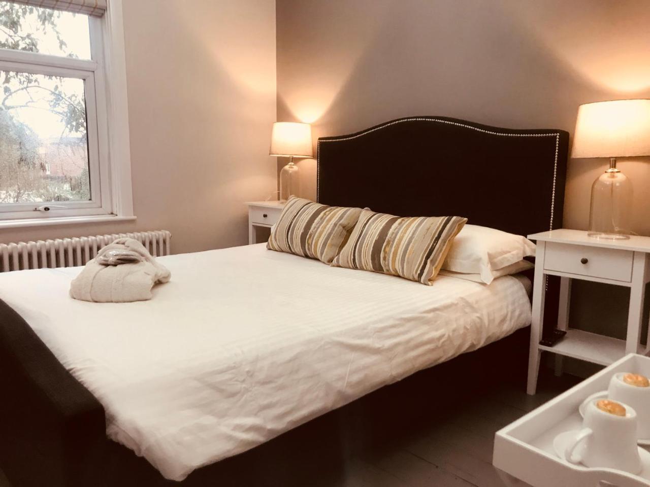 Cambridge Villa Warwick  Luaran gambar